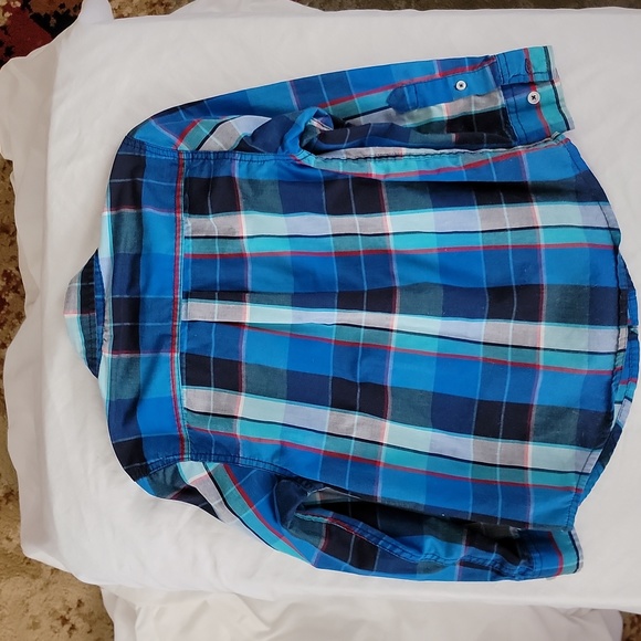 Faded Glory boys size 8 button-up shirt. Barely worn.  Lots of life. - Picture 3 of 3